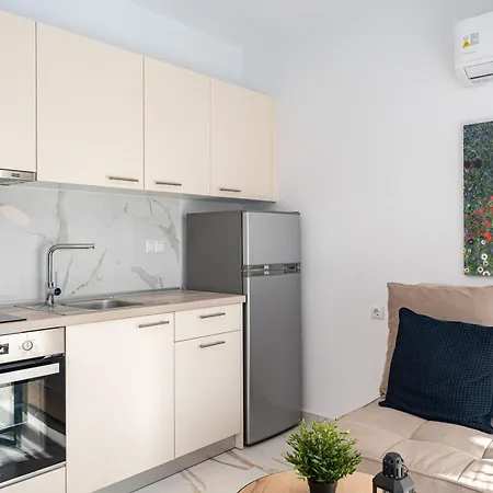 דירה Sirens Residential Complex